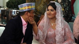 Rangkaian Upacara Adat Mandailing Kahiyang-Bobby di Medan