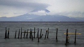 Kemenhub Sebut Asap Hitam Gunung Agung tidak Berbahaya