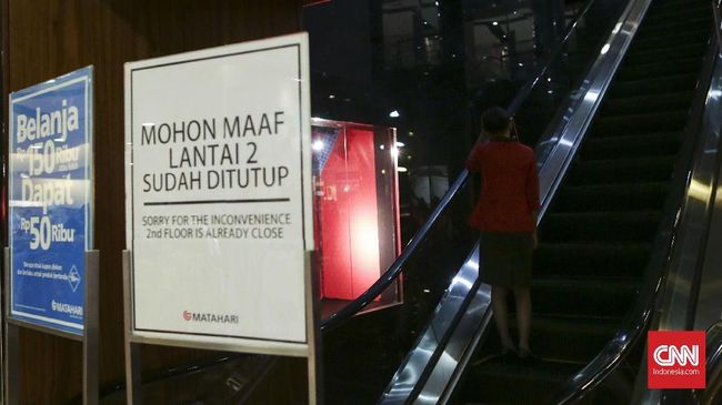 Ritel Pindah ke Online, Jumlah Penyewaan Mall Merosot Peralihan belanja ritel masyarakat dari toko fisik ke perdagangan elektronik disebut menjadi biang keladi penyusutan tingkat sewa di pusat perbelanjaan.