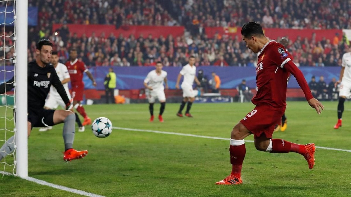 FOTO: 'Insiden Istanbul' Terulang di Sevilla vs Liverpool