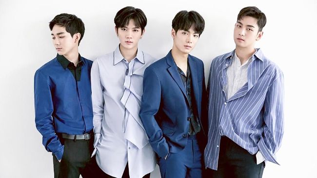 Penggemar boyband NU'EST asal Bandung ditipu sekitar Rp50 juta saat ingin membeli album idolanya. Tapi sebagai balasan, ia justru mendapat 300 album gratis.