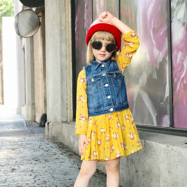 <p>Bunda Goldie adalah fashion blogger. Pantas aja penampilan Goldie selalu kece ya. He-he-he. (Foto: Instagram/fancytreehouse)</p>