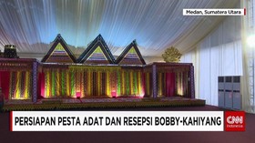 Dekorasi Panggung Pesta Adat dan Resepsi Bobby-Kahiyang