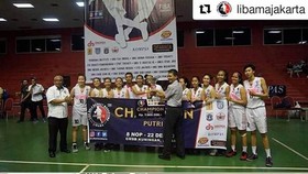 UKM Basket Esa Unggul, Pertahankan Tradisi Hujan Prestasi