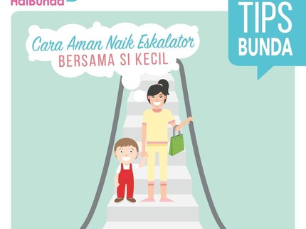 Begini Cara Aman Naik Eskalator Bareng si Kecil
