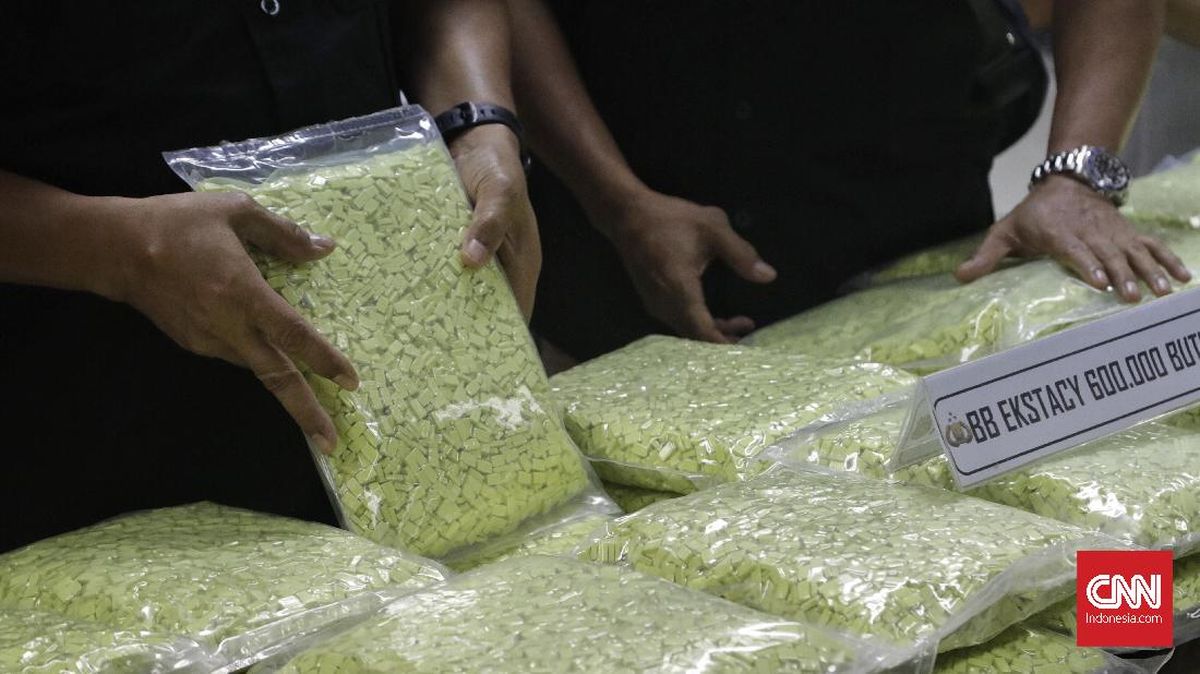 Di Kota Dumai Riau, 47 Ribu Butir Ekstasi Dibawa Pakai Motor