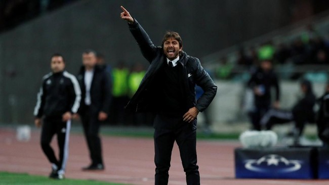 Sebelum menghadapi Barcelona pada Februari 2018, Conte menegaskan prioritasnya saat ini adalah Liga Primer Inggris.