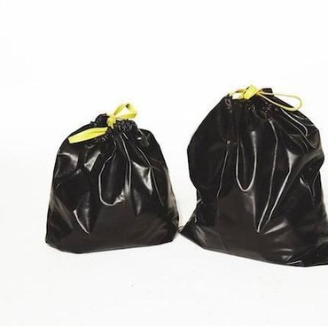 Balenciaga Luncurkan Tas Kresek Bak Kantong Sampah, Dijual Rp26 Juta