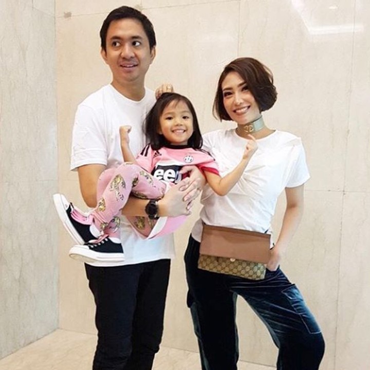 <p>Gimana, mereka bertiga udah cukup kompak belum? (Foto: Instagram @mrsayudewi)</p>