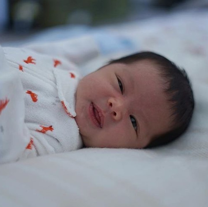 <p>Senyumnya manis banget sih, Nak. (Foto: @ndaa17/ Instagram @septriasaacha)</p>