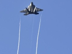 Manuver Jet Tempur Amerika Serikat Lukai 3 Penumpang Pesawat Iran