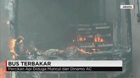 Bus Terbakar Sebabkan Kemacetan
