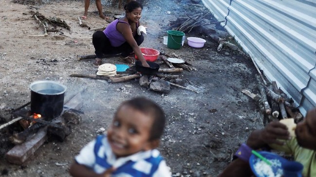FOTO: Suku Warao, Lari dari Venezuela, Terdampar di Brasil
