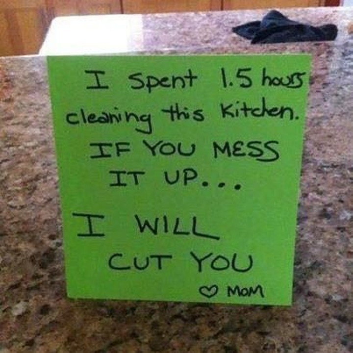 <p>Ya gini deh, kalau bunda lelah banget karena bersih-bersih dapur 1,5 jam. (Foto: Facebook/ Muddled Up Mummy)</p>