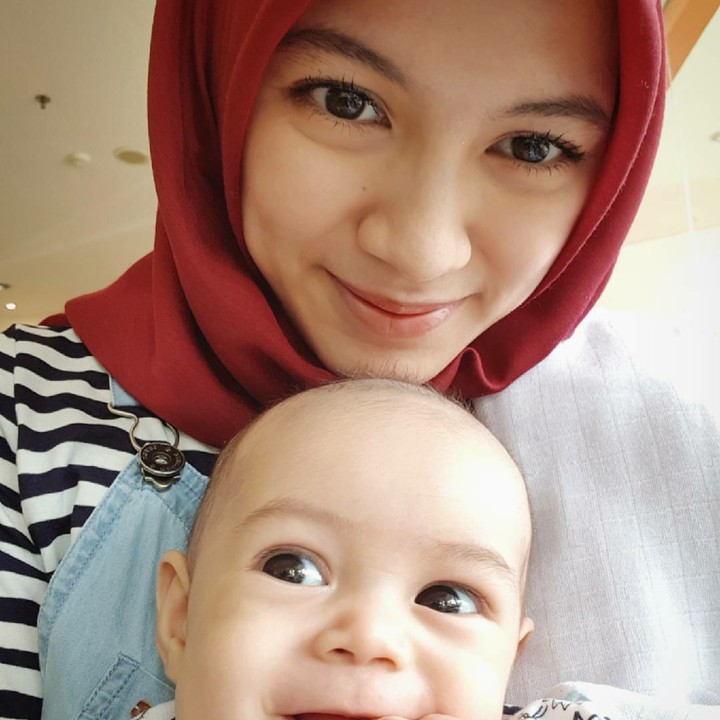 <p>Apakah Malik lebih mirip sang bunda? (Foto: Instagram/ichasoebandono)</p>