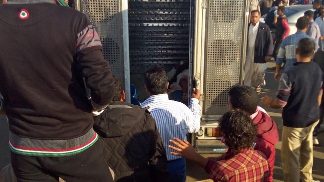 Jumlah korban serangan teror seusai salat Jumat di Mesjid Rawdah, Sinai Utara terus bertambah menjadi 235 tewas dan 109 luka-luka.