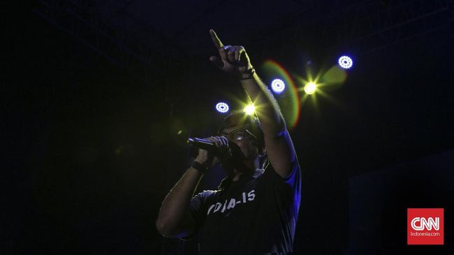 Pemain bas band Stinky mengaku menjadi salah satu pencipta lagu Mungkinkah bersama eks gitaris Ndhank Surahman Hartanto.