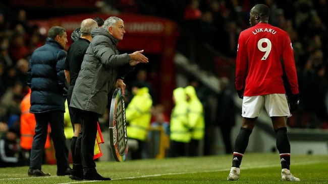 Manajer Manchester United Jose Mourinho mengaku dibuat kewalahan oleh Brighton Hove & Albion yang tampil solid dalam bertahan dan menyerang.