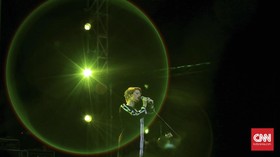 Antiklimaks Sixpence None The Richer di Festival 90an