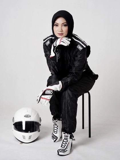 Pembalap Cantik Ini Ramai Dipuji Netizen alasannya Berhijab Pembalap Cantik Ini Ramai Dipuji Netizen alasannya Berhijab