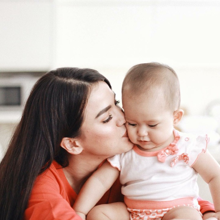<p>Bunda sayang Alita. (Foto: Instagram/alicenorin)</p>