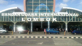 Menpar Sempat Terguncang Penutupan Bandara Lombok