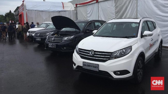 Sokon Glory 580 siap untuk bersaing di segmen sport utility vehicle (SUV) dalam negeri dengan harga relatif terjangkau.