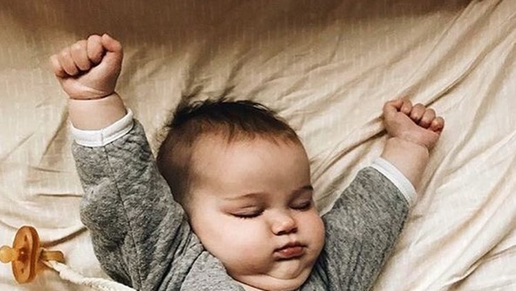 Berikut ini 30 rangkuman nama bayi laki-laki Berbahasa Arab berawalan huruf hijaiyah Za untuk si kecil. Intip nama-namanya yuk, Bunda!