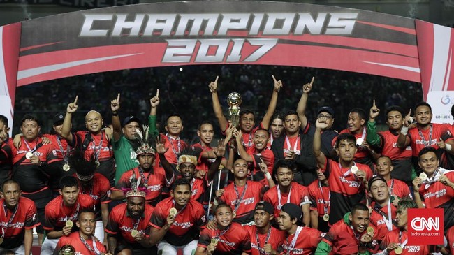 Duel Persebaya Surabaya vs Madura United dijadwalkan berlangsung di Stadion Gelora Bung Tomo, Surabaya, Minggu (28/1) sore.