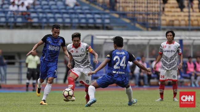 PSIS Semarang memastikan diri promosi ke Liga 1 setelah menaklukkan Martapura FC dengan skor dramatis, 6-4.