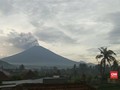 VIDEO: Gunung Agung Erupsi, Banyak Pengungsi Pulang ke Rumah