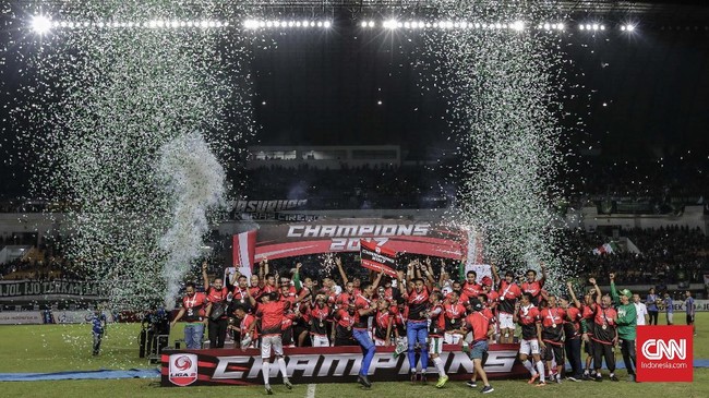 Kembalinya Persebaya Surabaya, PSMS Medan, dan PSIS Semarang menambah tim perserikatan juga merupakan kembalinya kekuatan lama di persepakbolaan Indonesia.