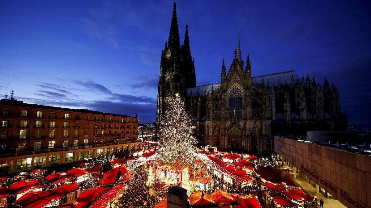 FOTO: Dunia Bersiap Sambut Natal
