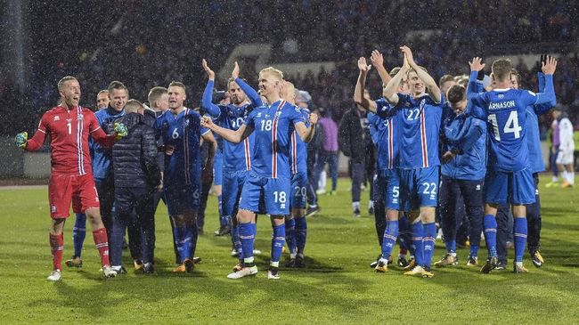 Dirtek PSSI: Timnas Indonesia vs Islandia Bukan Laga Bisnis Direktur Teknik PSSI, Danurwindo, meyakini Timnas Indonesia akan tetap mendapat pengalaman berharga dari pertandingan melawan timnas Islandia.