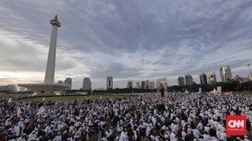 Wajah-wajah Cemas Rakyat di Reuni Akbar 212
