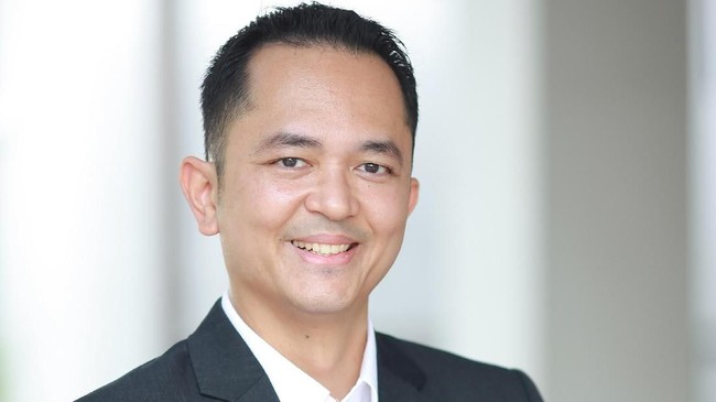 Microsoft menunjuk Presiden Direktur baru, Haris Izmee. Sebelumnya, ia menjabat Country Manager dan Direktur di General Electric Healthcare (GEHC) Indonesia
