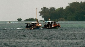 Belasan Ribu Wisatawan Sambangi Pulau Seribu