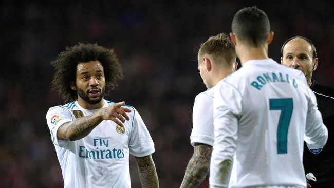 Real Madrid punya peluang menambah koleksi trofi dan tantangan pertama ada pada duel lawan Al Jazira di babak semifinal Piala Dunia Antarklub 2017.
