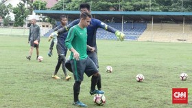 FOTO: Egy Maulana Korban Kejailan di Latihan Timnas Indonesia