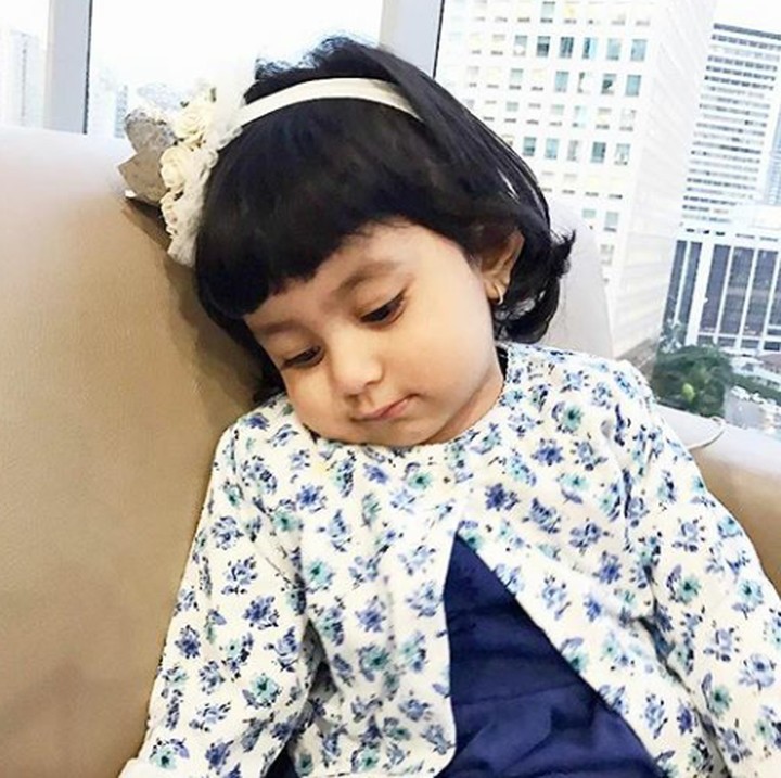 <p>Hoam! Lagi ngantuk aja Shakila tetap lucu. (Foto: Instagram @sonyafatmala)</p>