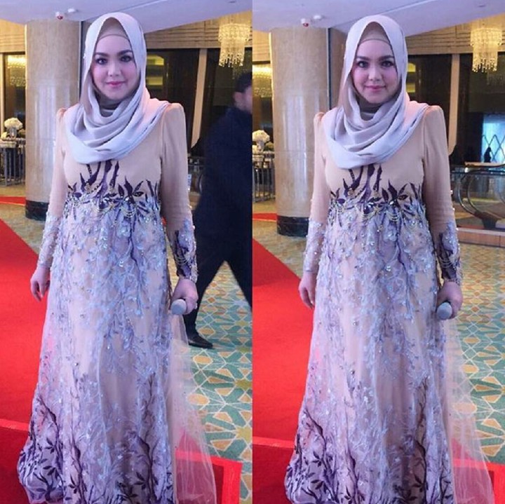 <p>Pakai dress kayak gini, baby bump-nya makin jelas deh. He-he-he. (Foto: Instagram/ @qudynaziz)</p>