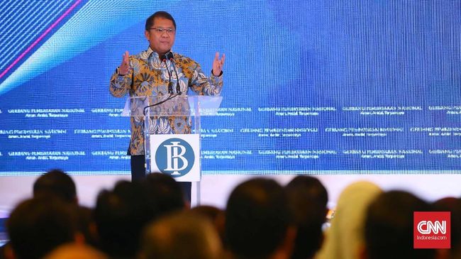 Upaya Kominfo Redam Laju Hoaks di Tahun Politik Menkominfo Rudiantara memaparkan sejumlah upaya Kemenkominfo dalam meredam laju hoaks yang ramai menghiasi media sosial di tahun politik.