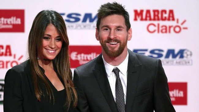 Penyerang Barcelona, Lionel Messi, mengaku lebih bahagia memasuki usia 30 tahun. Penyerang Barcelona itu merasa semakin dewasa.