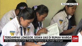 Longsor, Siswa UAS di Rumah Warga