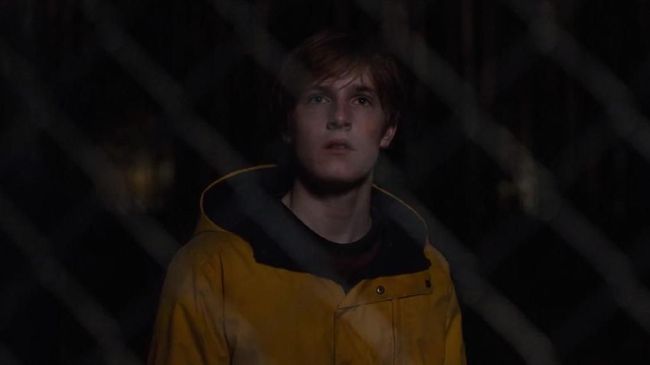 Serial mencekam terbaru Netflix, 'Dark' disebut-sebut bakal menyaingi lakon masyhur 'Stranger Things.'