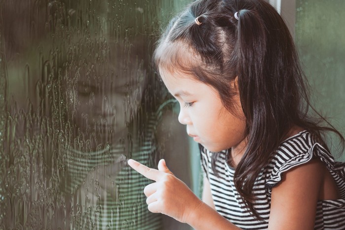Ilustrasi anak sedih Ilustrasi anak sedih