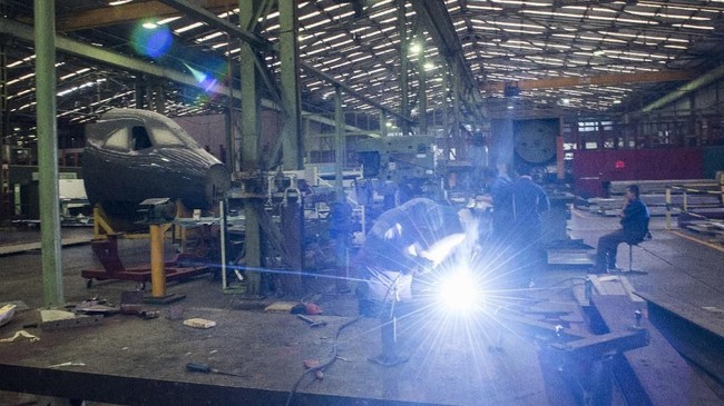 PT Dirgantara Indonesia dan Airbus menandatangani MoU mengenai pengembangan bisnis Aerostructure dengan nilai kerja sama Rp7,46 triliun.