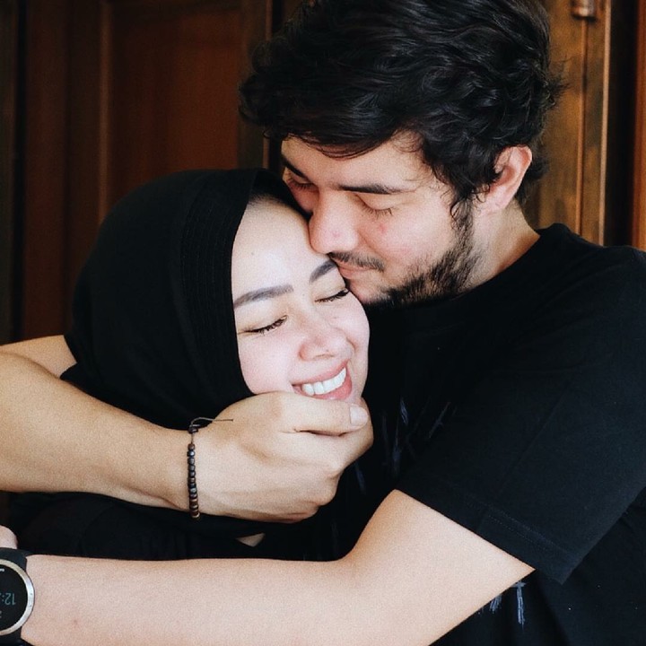 <div>Romantis banget ya, Bun. (Foto: Instagram/aryanifitriana24)</div>