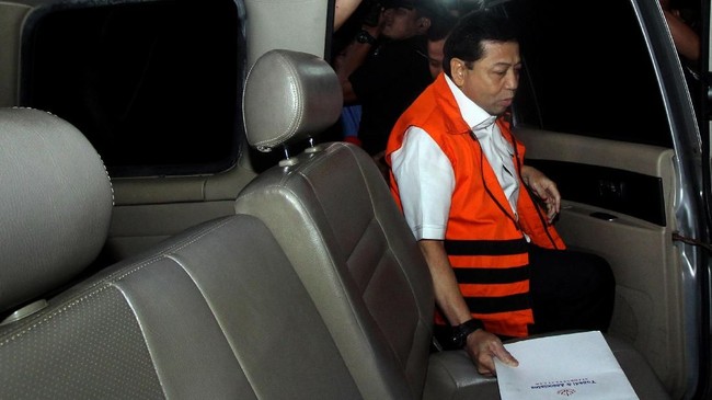 Pemeriksaan kesehatan akan dilakukan KPK pada Setya Novanto sebelum sidang perdana kasus korupsi e-KTP untuk memastikan Ketua DPR itu bisa menghadiri sidang.