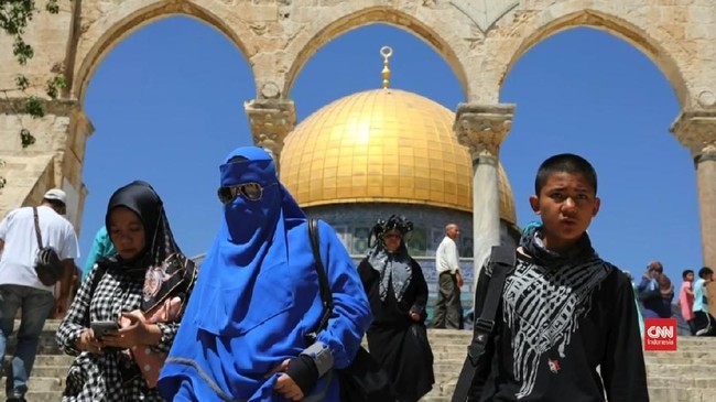 Pemerintah Rumania telah mengadopsi memorandum untuk secara resmi memindahkan kedutaan di Israel dari Tel Aviv ke Yerusalem.